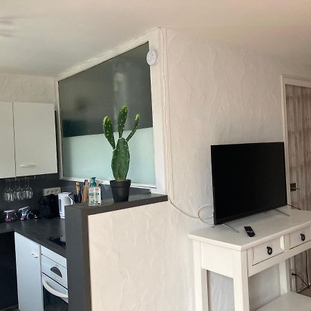 Studio Avec Grande Terrasse Et Jardin Privatif Au Pyla Ла Тест-де-Бух Екстериор снимка